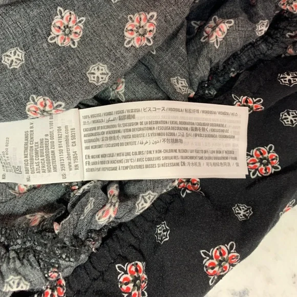 Hollister Black Strapless Patterned Romper XS - Picture 9 of 10